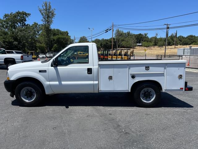 Image of Ford F-250 equipment image 2