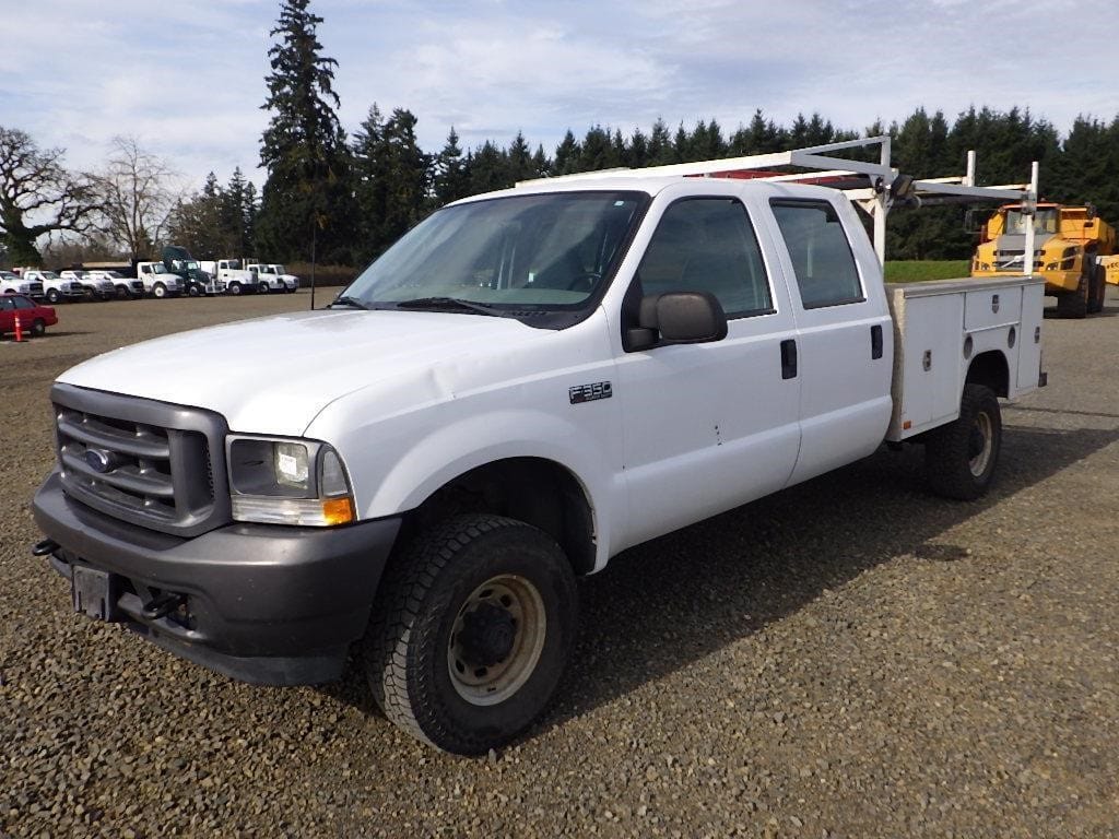 2003 Ford F-350 Equipment Image0
