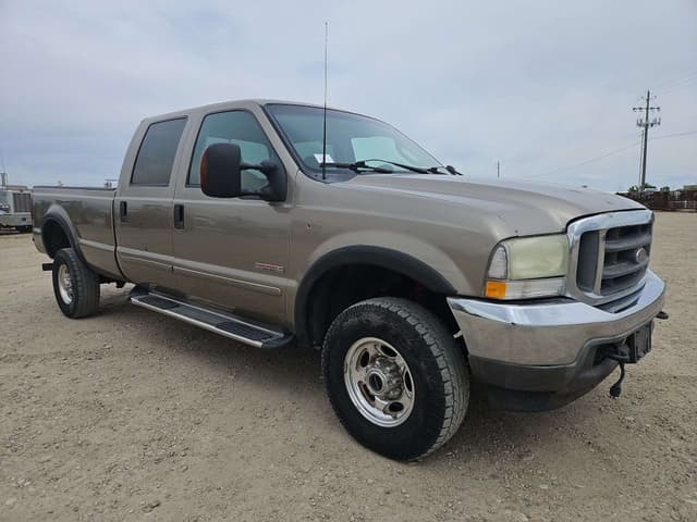 Image of Ford F-350 equipment image 2