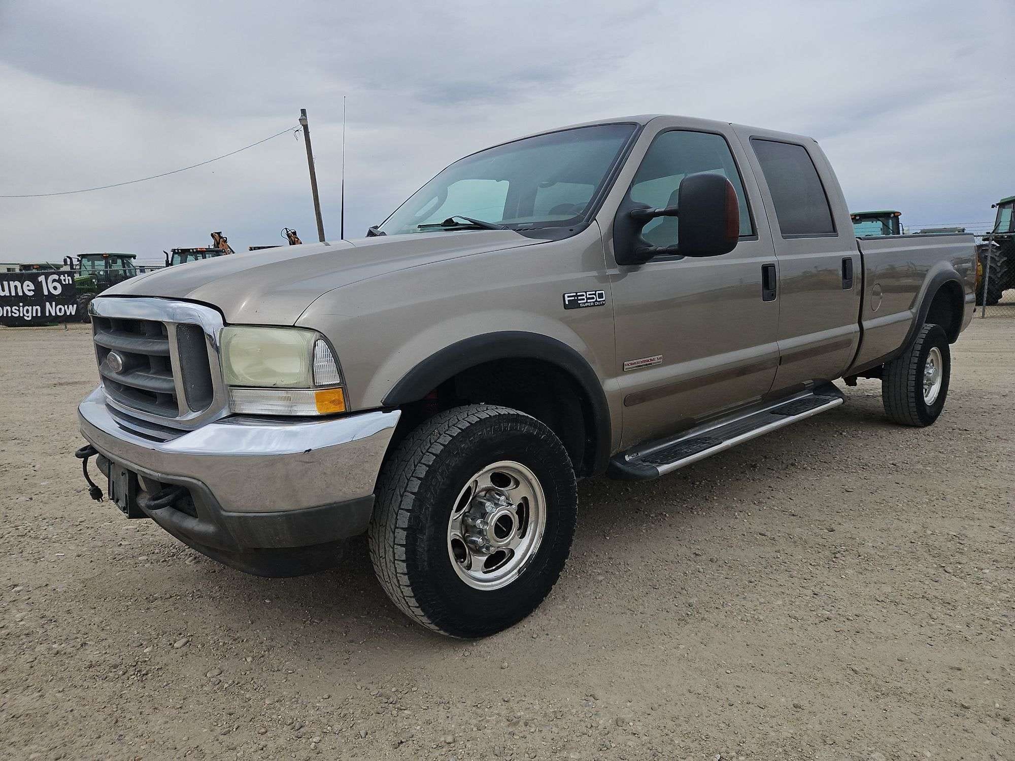 2003 Ford F-350 Equipment Image0