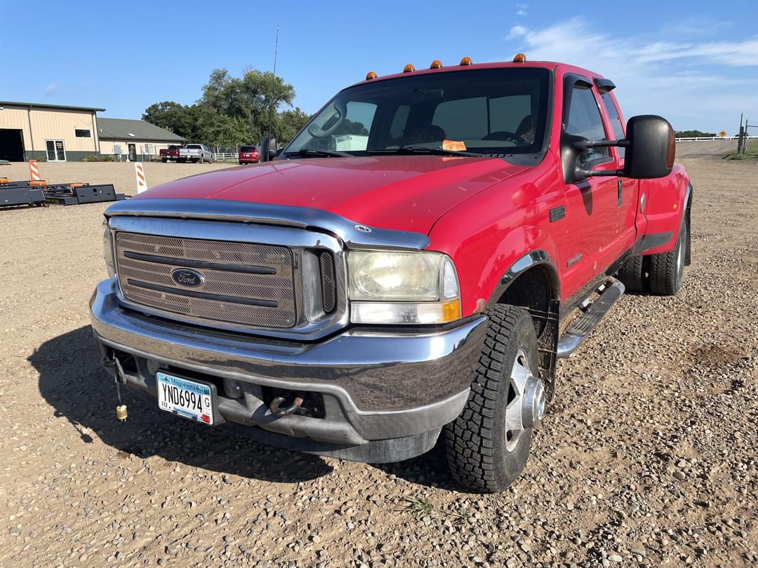 Image of Ford F-350 Primary image