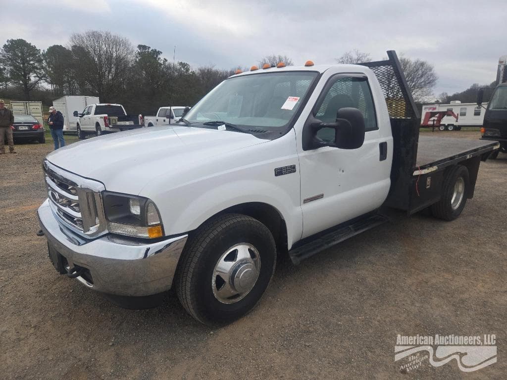 Image of Ford F-350 Primary image