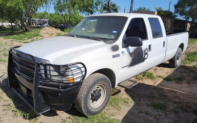 Image of Ford F-350 equipment image 1