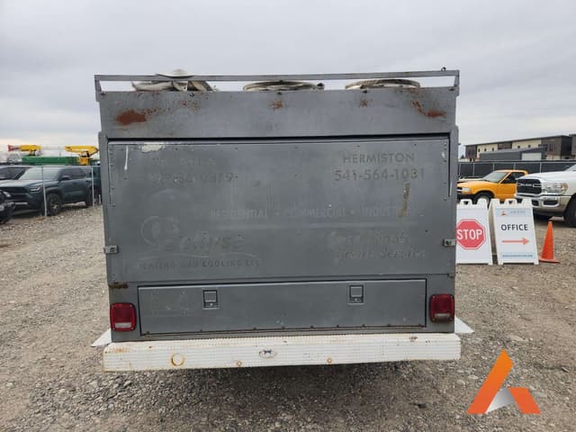 Image of Ford F-350 equipment image 3