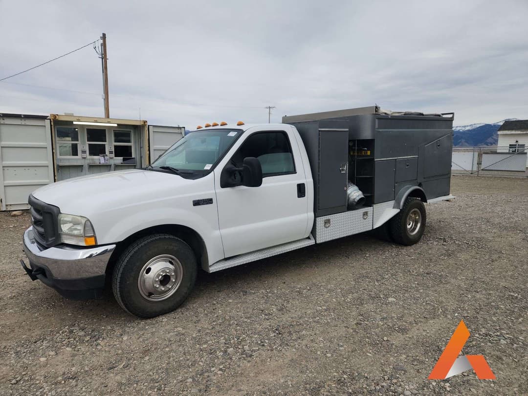 Image of Ford F-350 Primary image