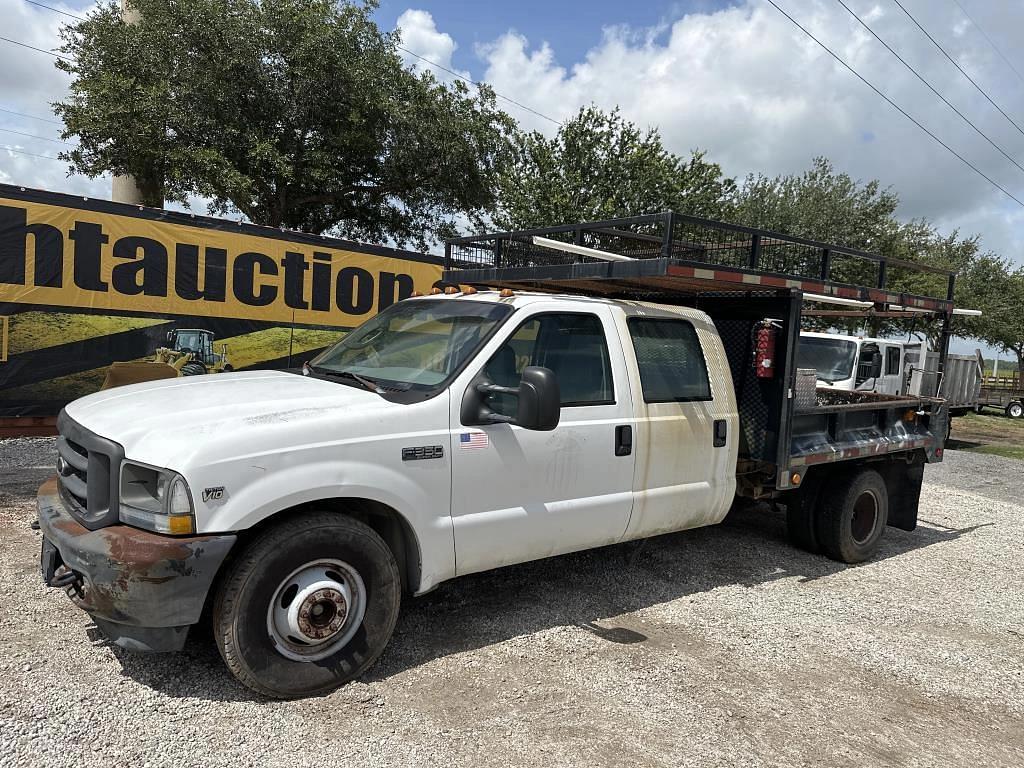 Image of Ford F-350 Primary image