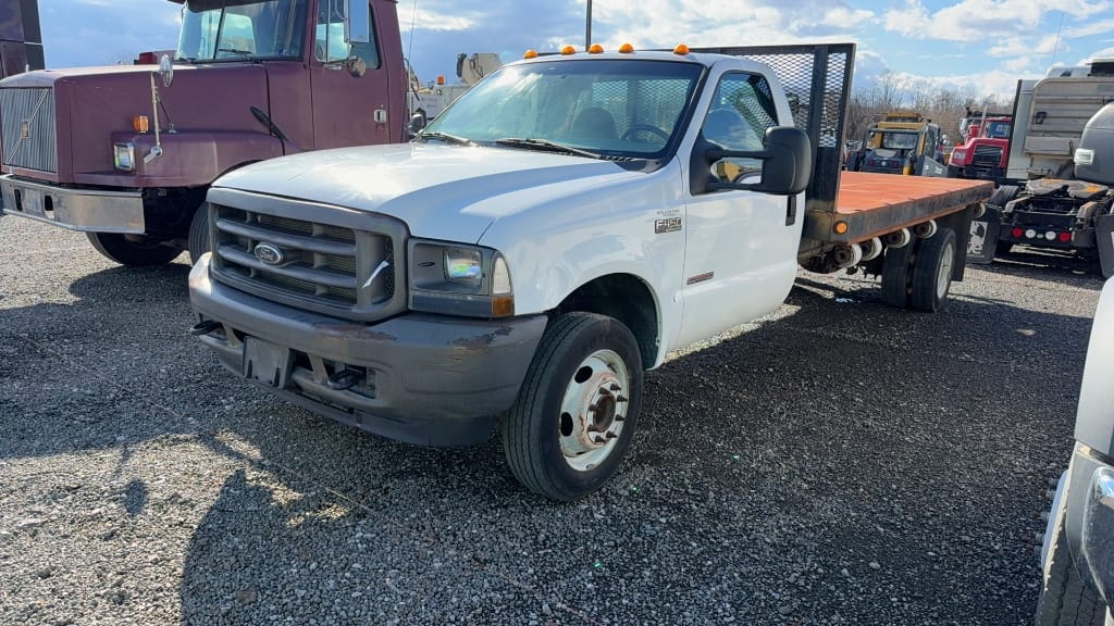 2003 Ford F-450 Equipment Image0