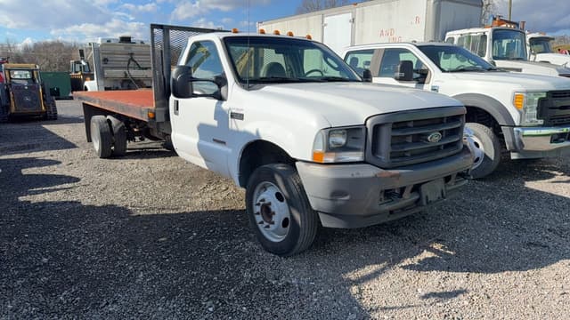 Image of Ford F-450 equipment image 2