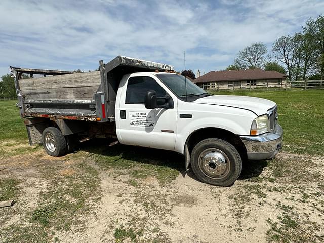 Image of Ford F-450 equipment image 1