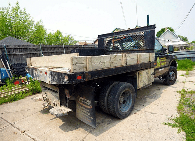 Image of Ford F-550 equipment image 4