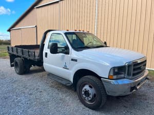 2003 Ford F-550 Image