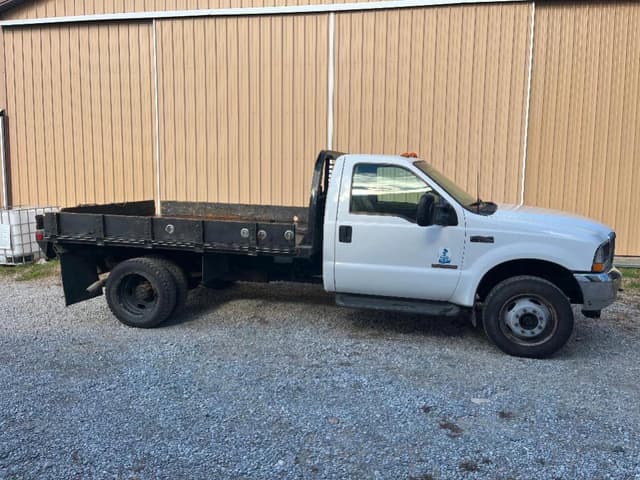 Image of Ford F-550 equipment image 1