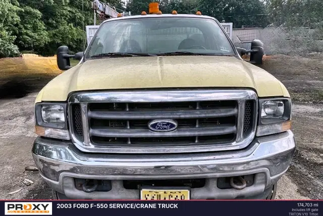 Image of Ford F-550 equipment image 4