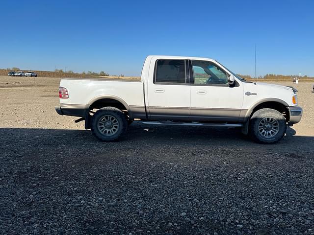 Image of Ford F-150 equipment image 3