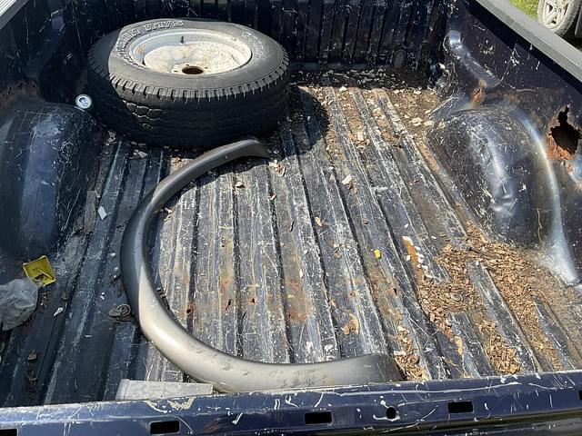 Image of Ford F-150 equipment image 4
