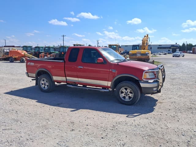 Image of Ford F-150 equipment image 4