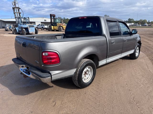 Image of Ford F-150 equipment image 2