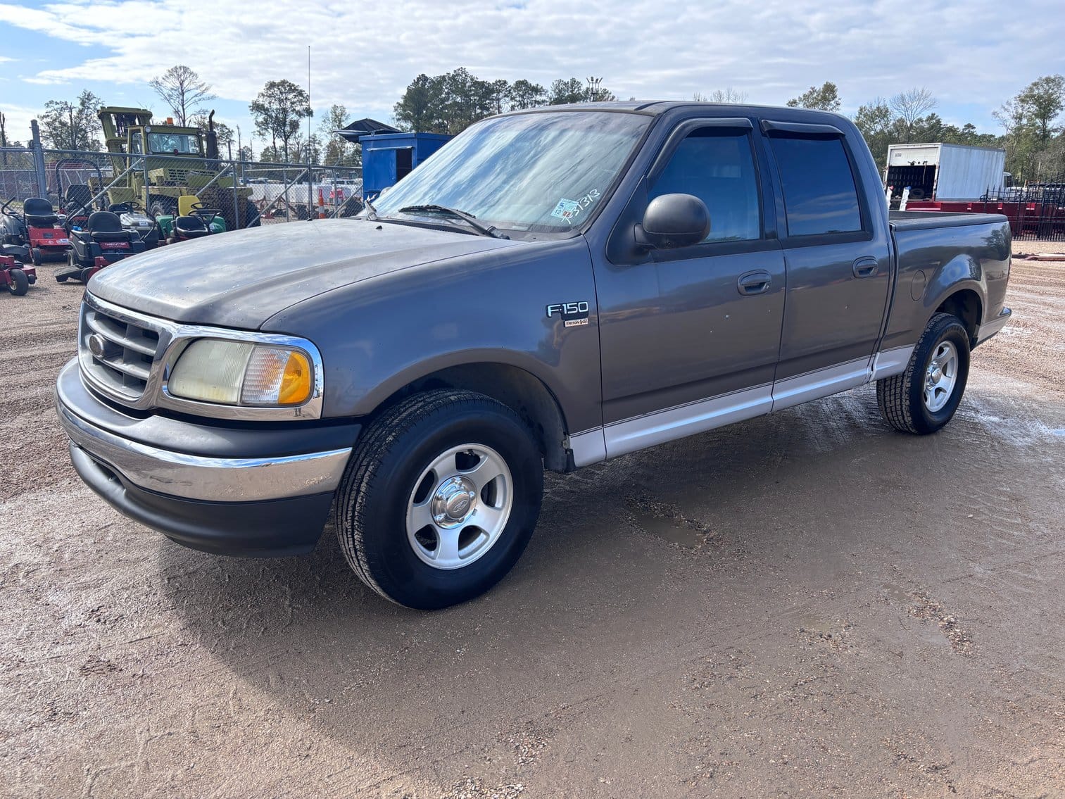 2003 Ford F-150 Equipment Image0