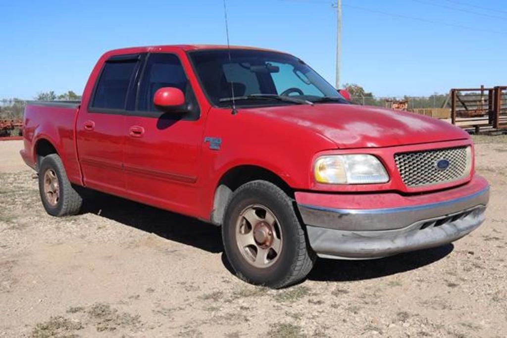 2003 Ford F-150 Equipment Image0