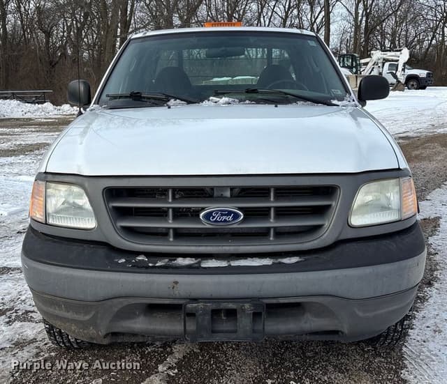 Image of Ford F-150 equipment image 1