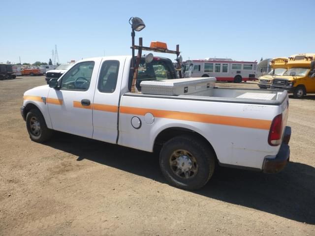 Image of Ford F-150 equipment image 4