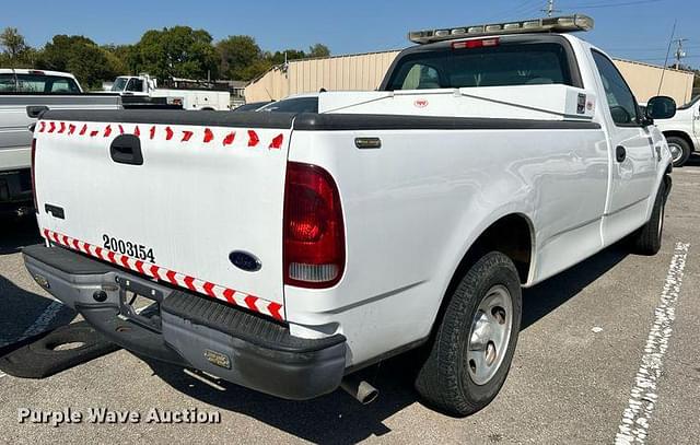 Image of Ford F-150 equipment image 4