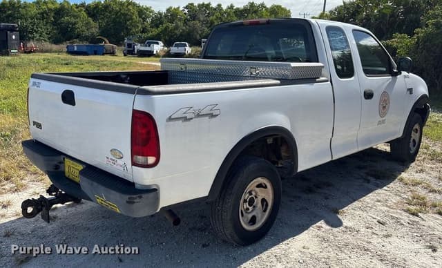 Image of Ford F-150 equipment image 4