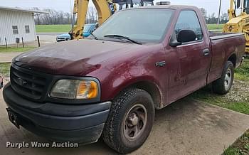 2003 Ford F-150 Equipment Image0