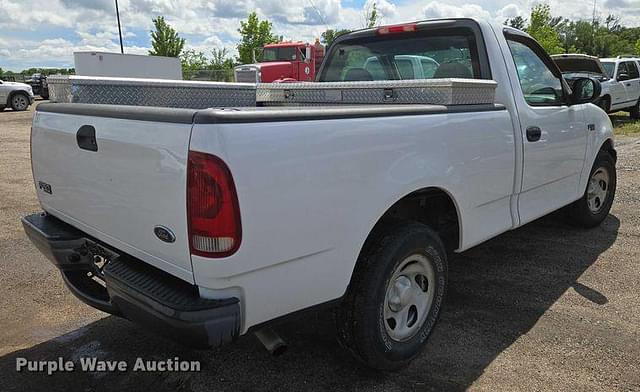 Image of Ford F-150 equipment image 4