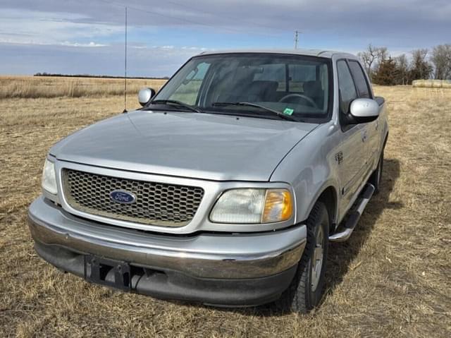 Image of Ford F-150 equipment image 1