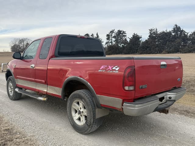 Image of Ford F-150 equipment image 2