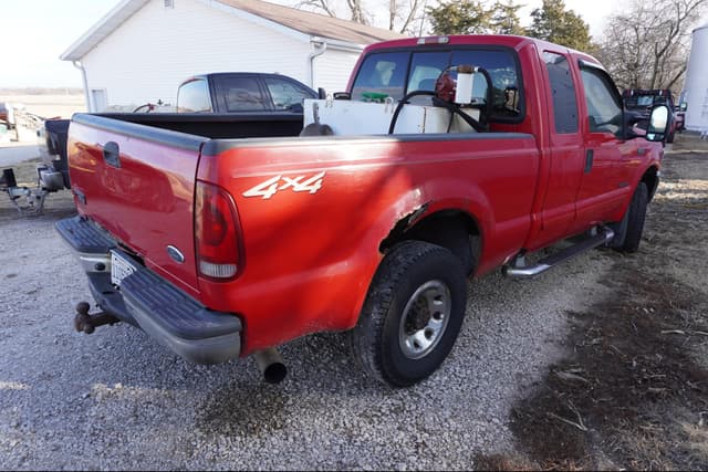 Image of Ford F-250 equipment image 1