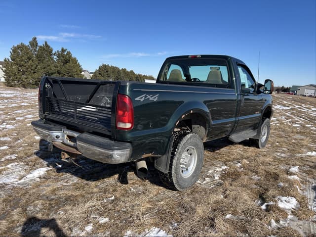 Image of Ford F-250 equipment image 4
