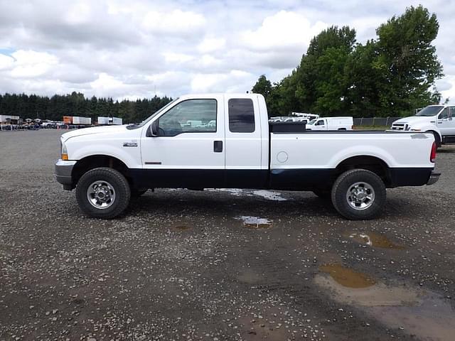 Image of Ford F-250 equipment image 4