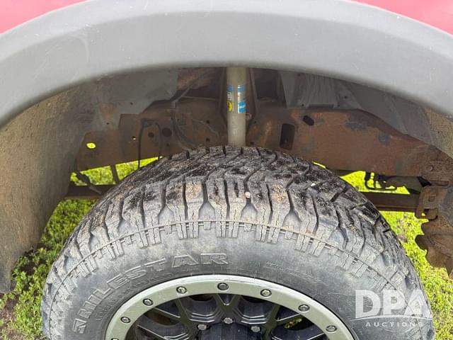 Image of Ford F-250 equipment image 4