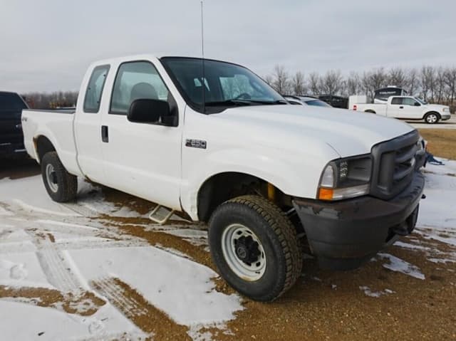 Image of Ford F-250 equipment image 1