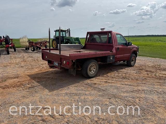 Image of Ford F-250 equipment image 4