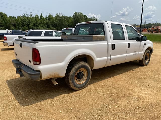 Image of Ford F-250 equipment image 2