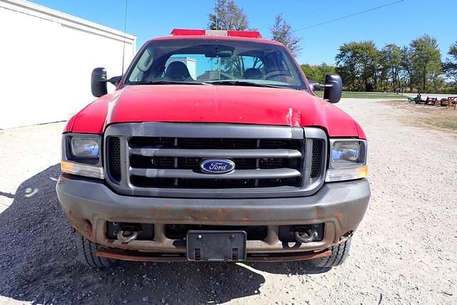 Image of Ford F-250 equipment image 3