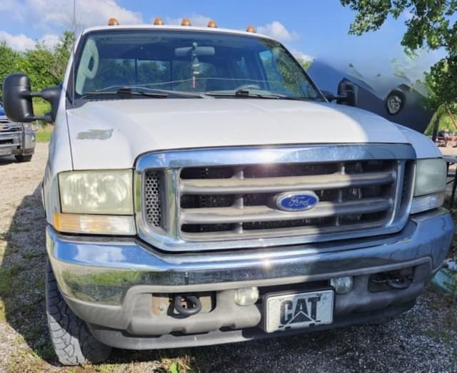 Image of Ford F-250 equipment image 4
