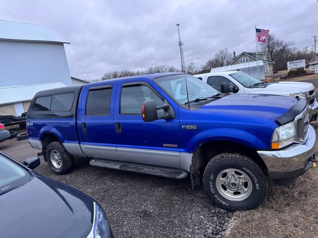Image of Ford F-250 equipment image 3