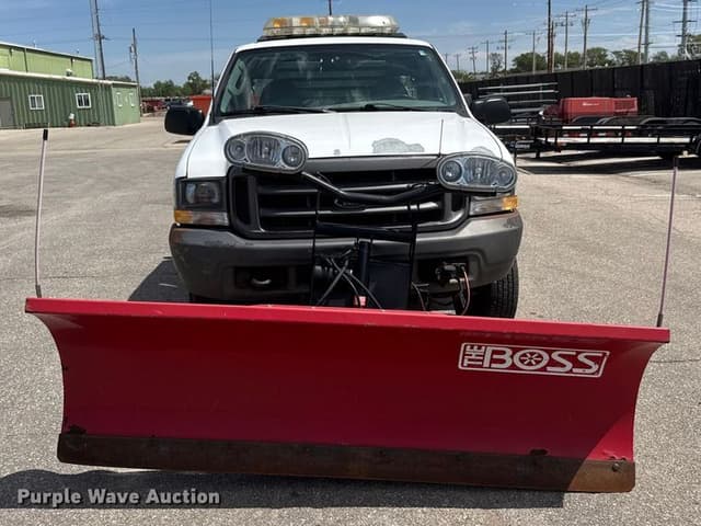 Image of Ford F-250 equipment image 1