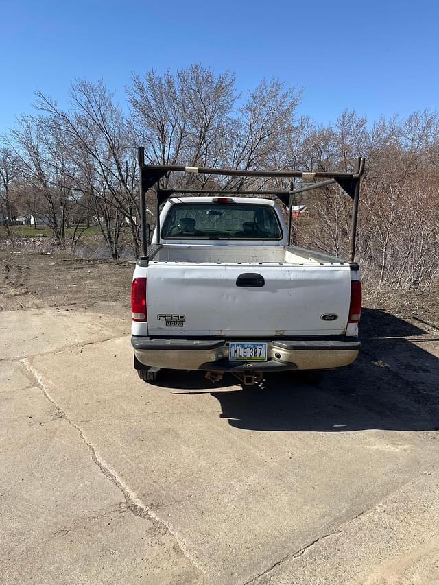 Thumbnail image Ford F-250 3