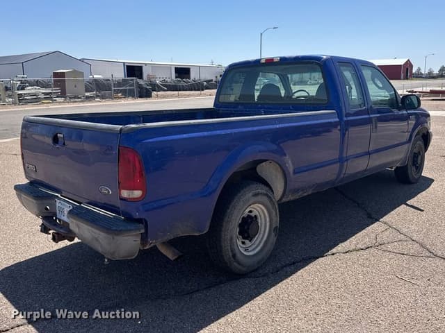 Image of Ford F-250 equipment image 4