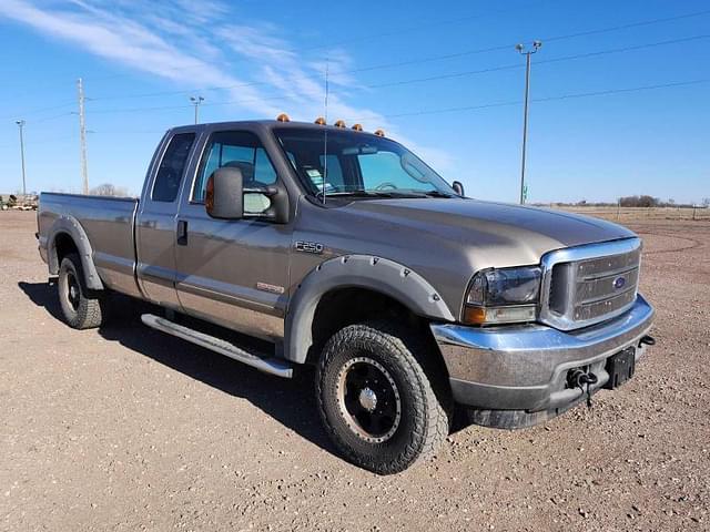 Image of Ford F-250 equipment image 1