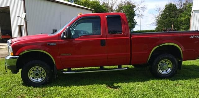 Image of Ford F-250 equipment image 4