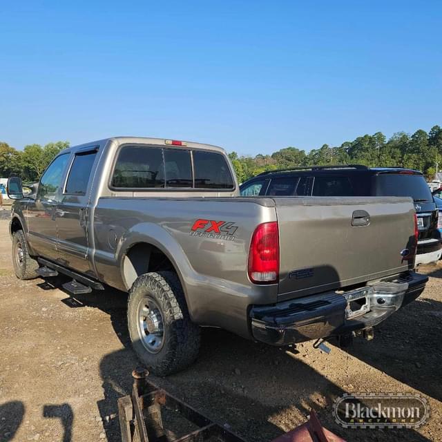Image of Ford F-250 equipment image 4