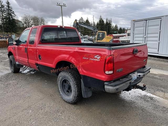 Image of Ford F-250 equipment image 4