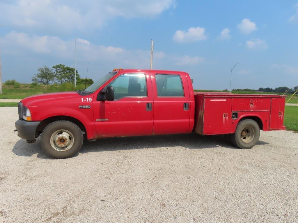 Image of Ford F-350 Primary image