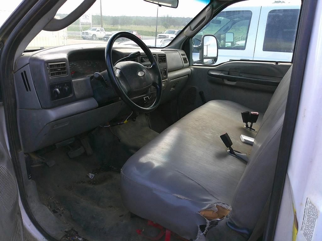 Image of Ford F-350 Image 1